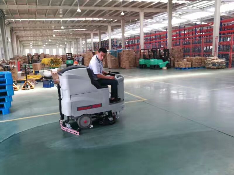 南宁全自动洗地机 南宁全自动洗地机