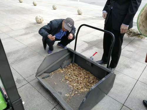 广西广场扫地车