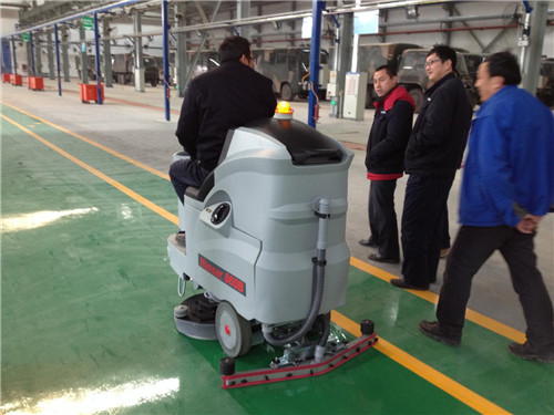 南宁全自动洗地机 南宁全自动洗地机