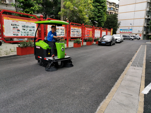 南宁扫地车